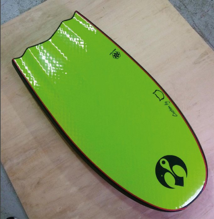 ARPRO monta las olas en una nueva línea de Refresh Bodyboards
